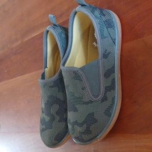 Livie &Luca boys ridge sneaker 12